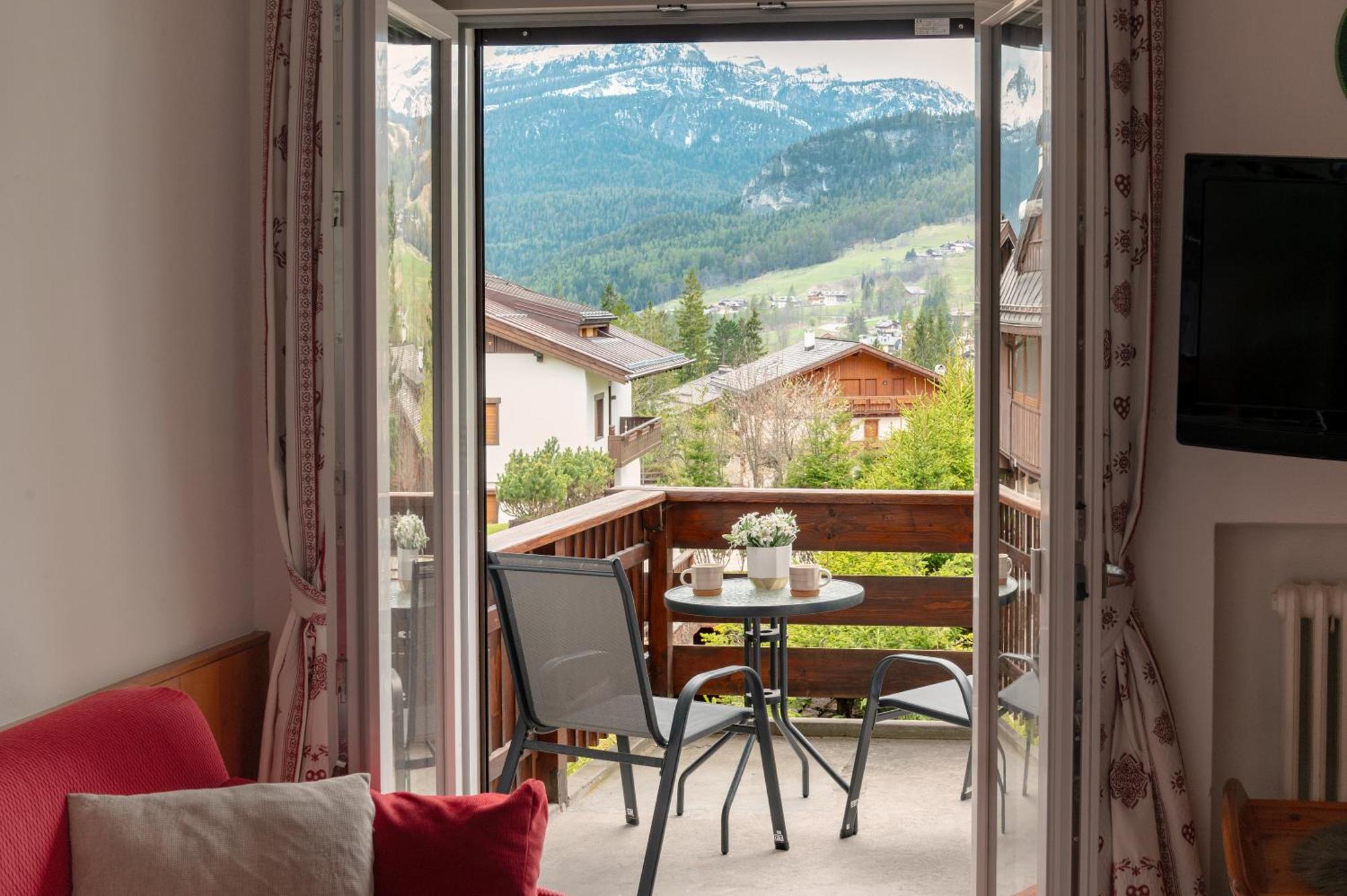 Cortina-House Apartment Кортина д'Ампецо Екстериор снимка